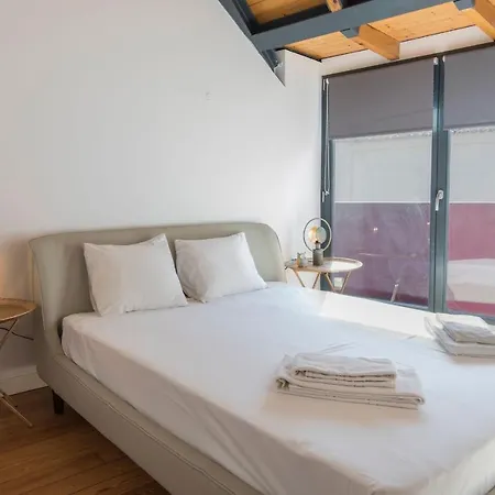 Apartament Bairro Alto Stunning Flat With Balcony By Lovelystay