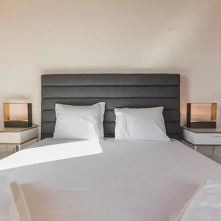 Bairro Alto Stunning Flat With Balcony By Lovelystay Apartament Lizbona