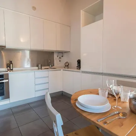 公寓 Bairro Alto Stunning Flat With Balcony By Lovelystay *