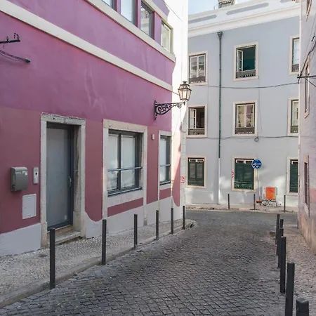 Bairro Alto Stunning Flat With Balcony By Lovelystay * Lissabon