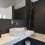 Lejlighed Bairro Alto Stunning Flat With Balcony By Lovelystay Lisboa