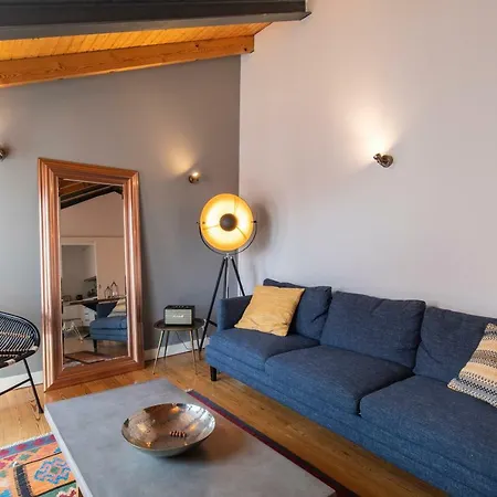 Bairro Alto Stunning Flat With Balcony By Lovelystay アパート *