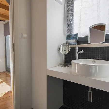 Bairro Alto Stunning Flat With Balcony By Lovelystay Apartment *